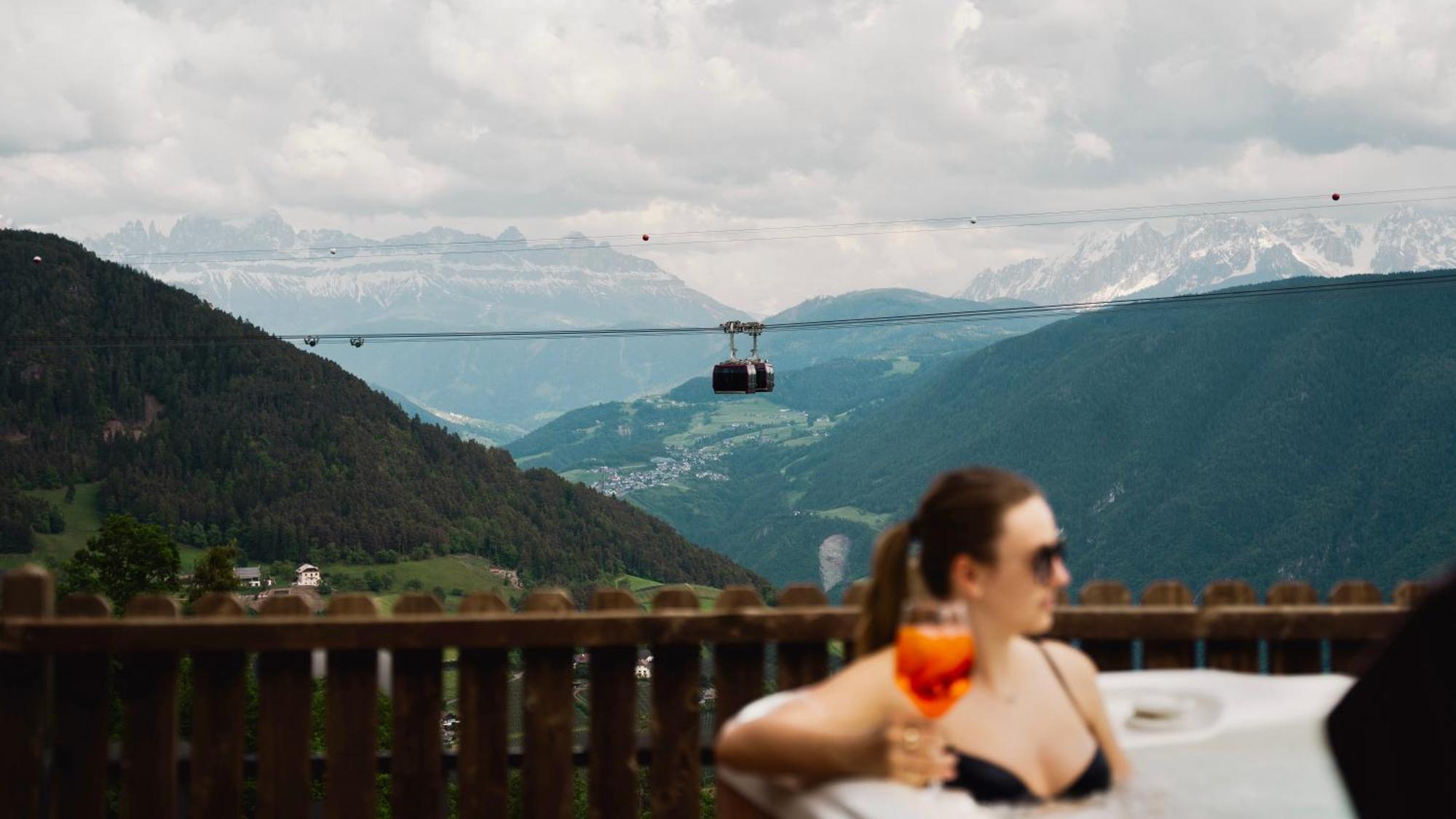 Chalet Grumer Suites&Spa 소프라볼차노 외부 사진